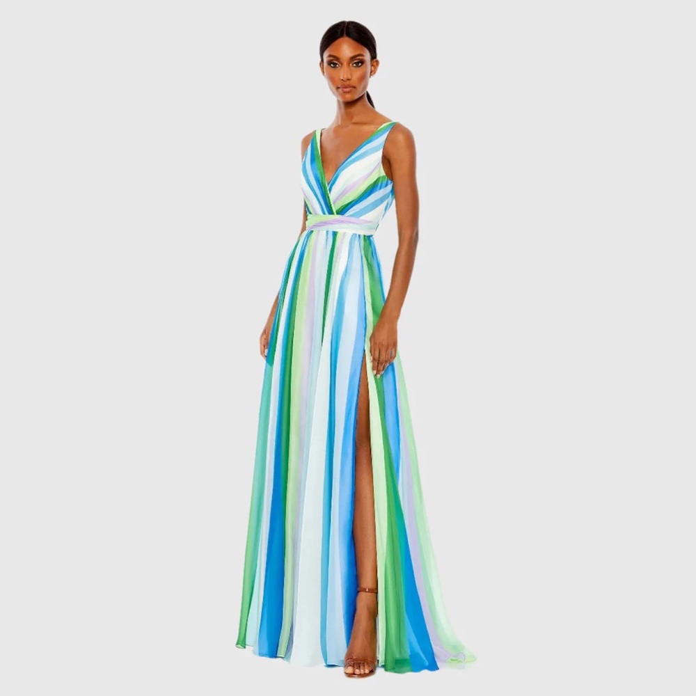 Mac DUGGAL STRIPED MULTI color blue SLEEVELESS GOWN size2 & 6 brand new